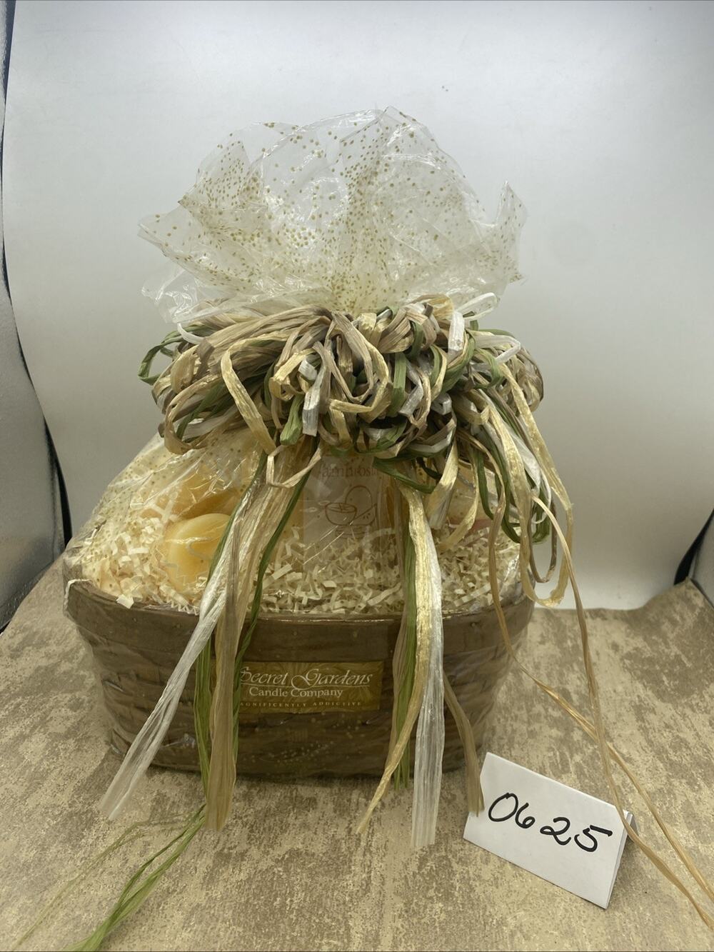Secret Gardens Candle Gift Basket In Plastic-Set Of 5 Candles-Ambrosia Scent